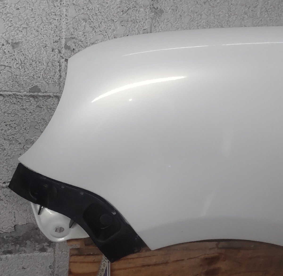 左 フェンダー ダイハツ ムーブ ラテ L560S H16/11 12563 0001 W16 53812-B2150-000 サポート付 中古_画像3