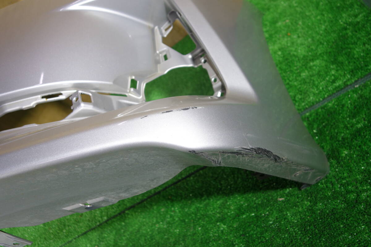 21386　GRX130 後期 マークＸ　G's/GRスポーツ　フロントバンパー シルバー 52119-22B70_画像6