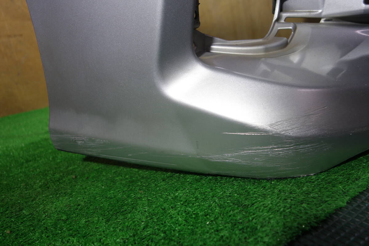 21386　GRX130 後期 マークＸ　G's/GRスポーツ　フロントバンパー シルバー 52119-22B70_画像4