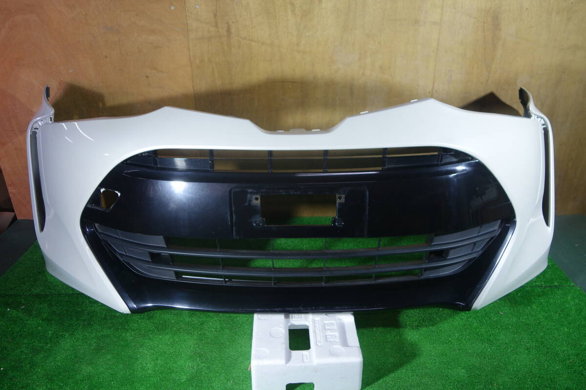 21390 ACR50W 後期 4型(最終型) エスティマ フロントバンパー ロアグリル付き 070 パール 52119-28K30_画像1