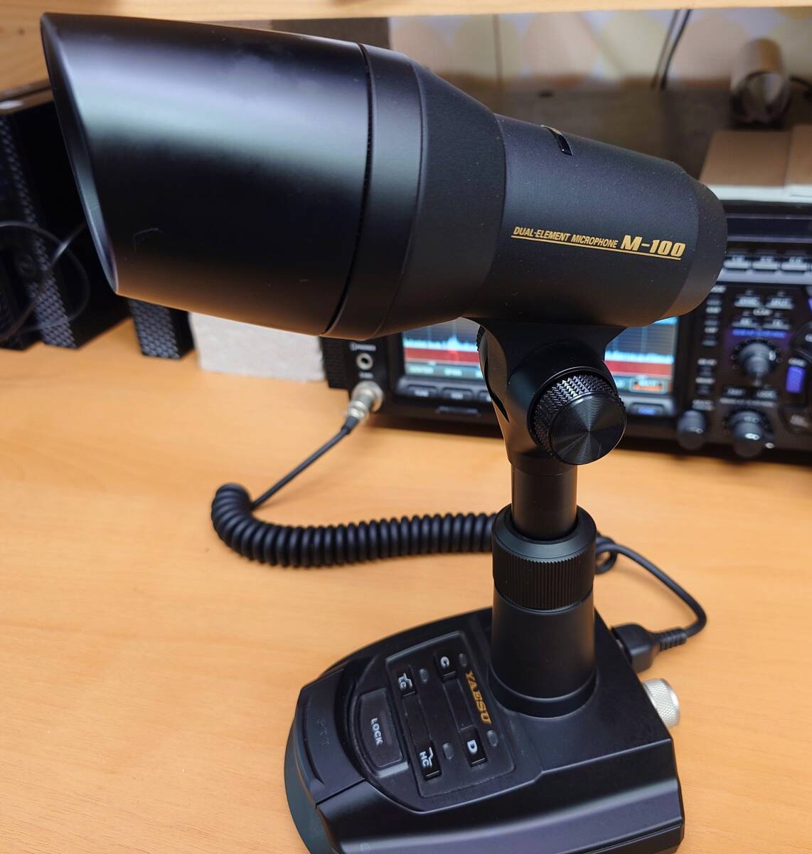 YAESU M-100 高級マイクロフォン 元箱あり 中古 デュアルエレメントマイクロフォン 八重洲無線_画像1