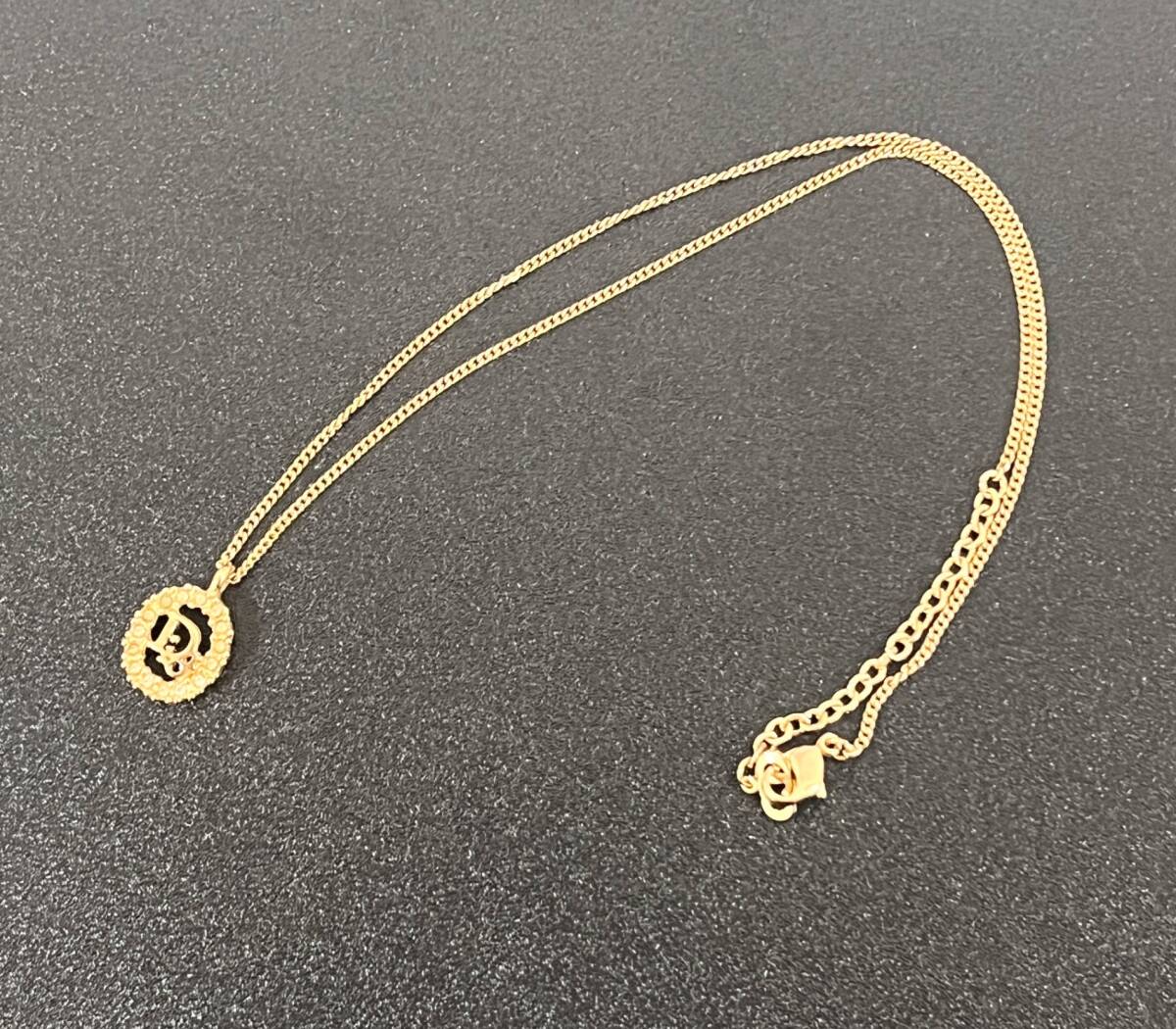 A【1円スタート】クリスチャンディオール Christian Dior トップ CD ロゴ ネックレス ラインストーン ゴールドカラー系 レディース_画像1