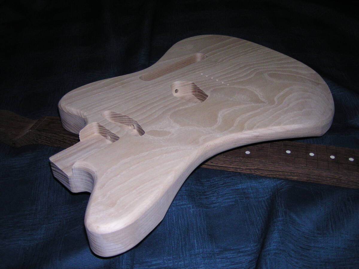 ★ＴＬマスター・アッシュ２Ｐボディ★_画像4