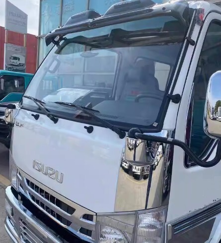 07　エルフ　フロントバイザー　新品　いすゞ　標準ボディ_画像7