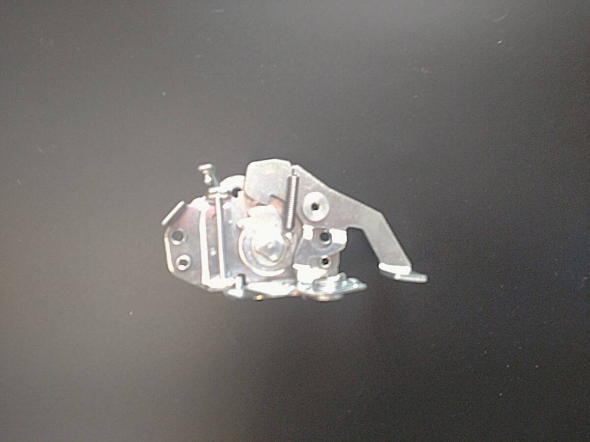 Fiat Panda 141（フィアットパンダ141）右側ドアロック機構_画像1