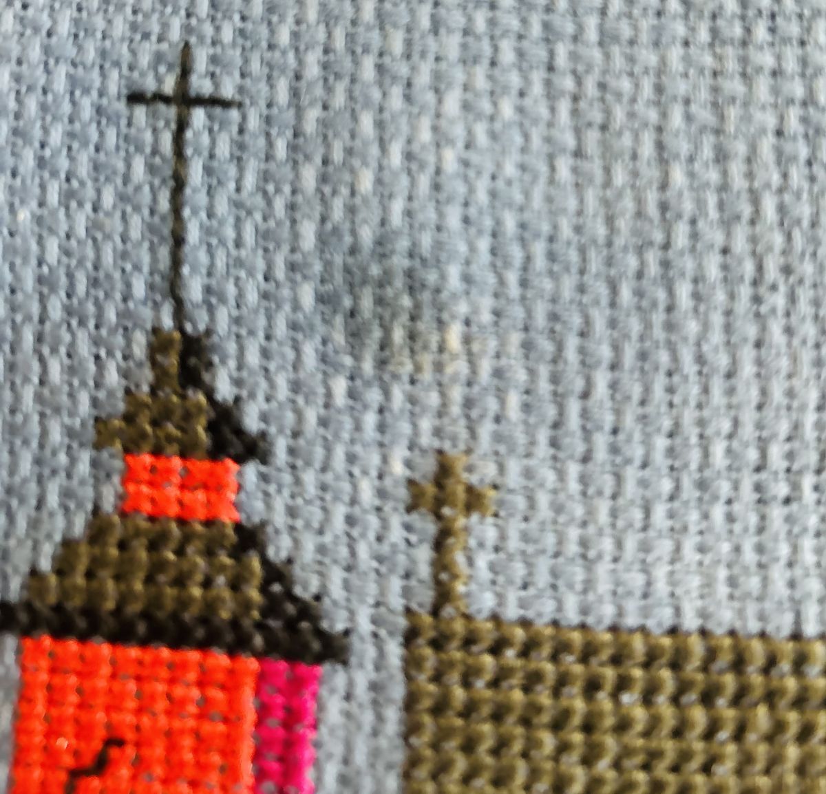 北欧クリスマス☆コットン ブルー地 教会に行く人 ランナー　_画像3