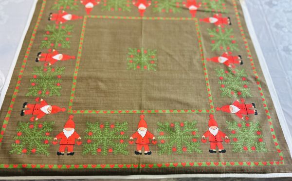  Северная Европа Рождество * хлопок Brown земля Tom te..... скатерть 
