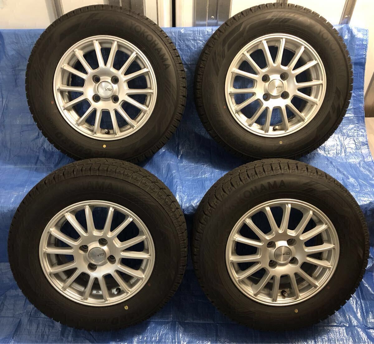 バリ溝 24年製 185/70R14 ヨコハマ アイスガード iG60 スタッドレス 14x5.5J+38 アクア フィールダー ヤリス ノート フリード フィット_画像1