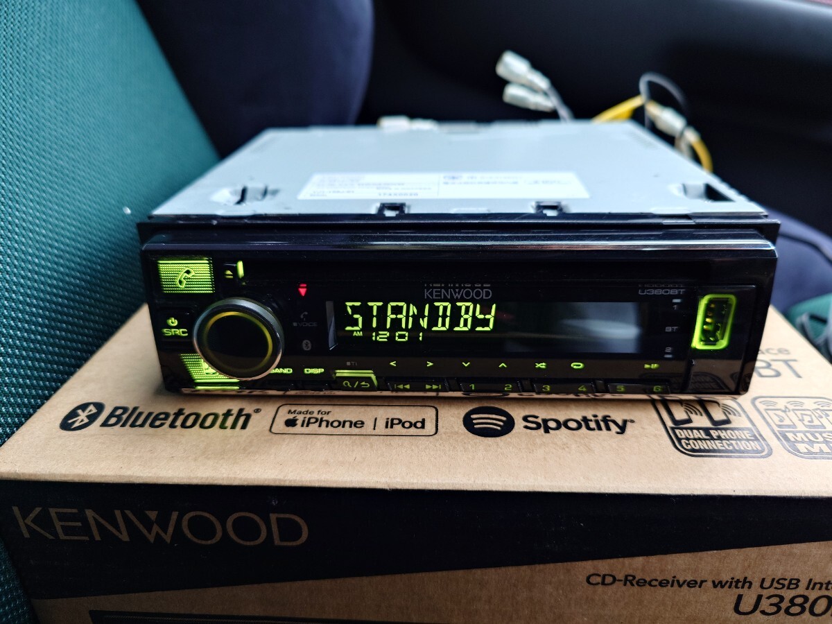 動作確認済 付属品完備 KENWOOD U380BT 1DINカーオーディオ CD USB iPod Bluetooth レシーバー MP3 WMA AAC WAV FLAC対応 バリアブルカラー_画像1