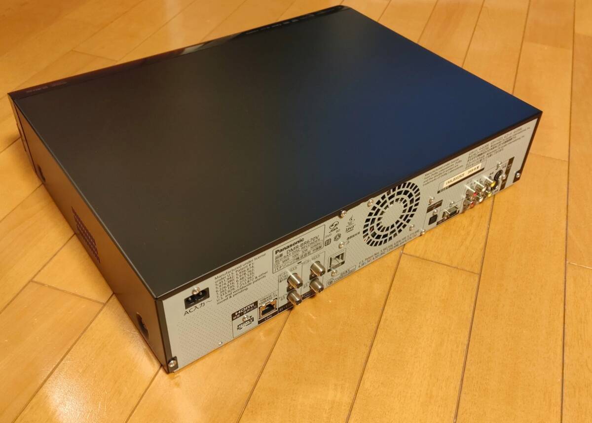 ◆◆ 2TB増量換装[3ヵ月保証] 美品 DIGA DMR-BR670V HDD・BD/DVD・VHS対応レコーダー リモコン・取説コピー・各種ケーブル 整備動作品_画像5