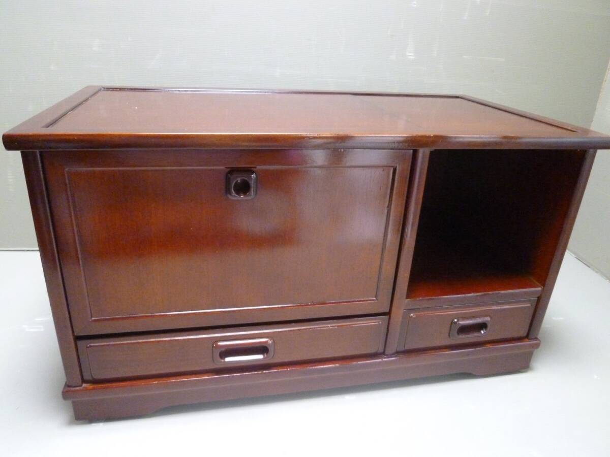 { золотой правильный .} NO.2. сиденье . Wagon .. бок класть чай полки с роликами мир . инвентарь . чайная посуда 