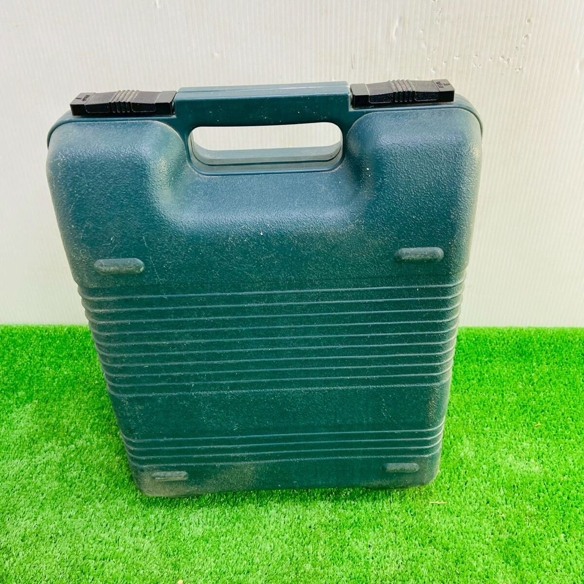 ★☆日立 HITACHI 38mm ベビー鍵打機 NV38AB2 エア釘打機 エアー釘打機 エアーツール エアーツール 現状品 C☆★_画像8