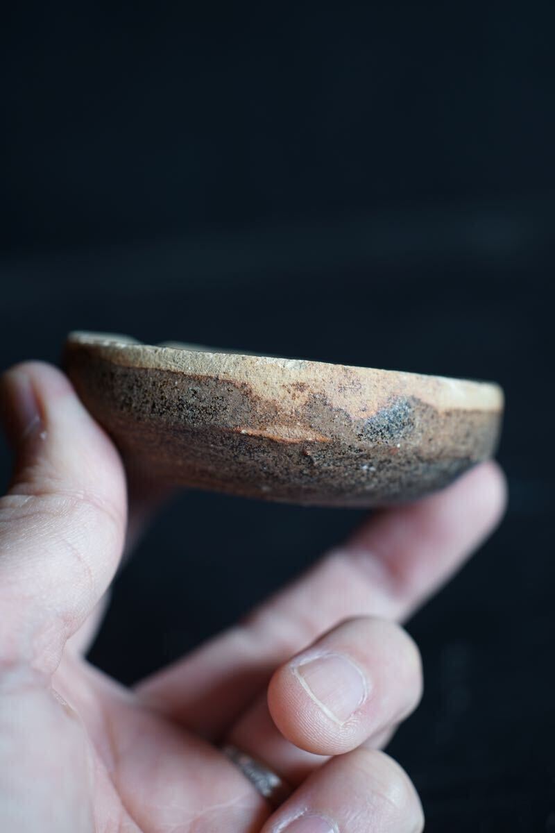 [ departure . специальный выпуск ] персик гора - Edo первый период Mino металлический .... крышка видеть установить чашечка для сакэ flat чашечка для сакэ sake кубок departure . товар .. рука 