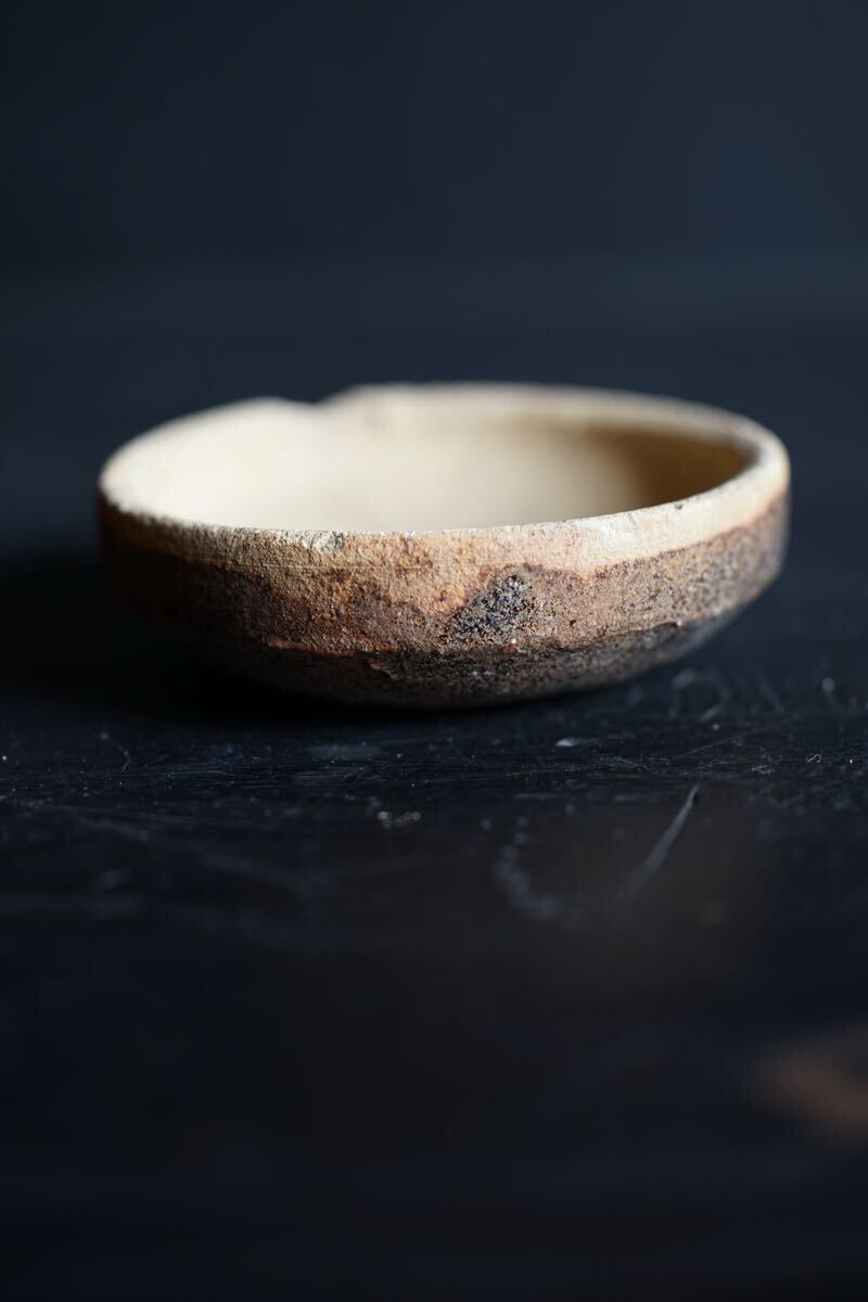 [ departure . специальный выпуск ] персик гора - Edo первый период Mino металлический .... крышка видеть установить чашечка для сакэ flat чашечка для сакэ sake кубок departure . товар .. рука 