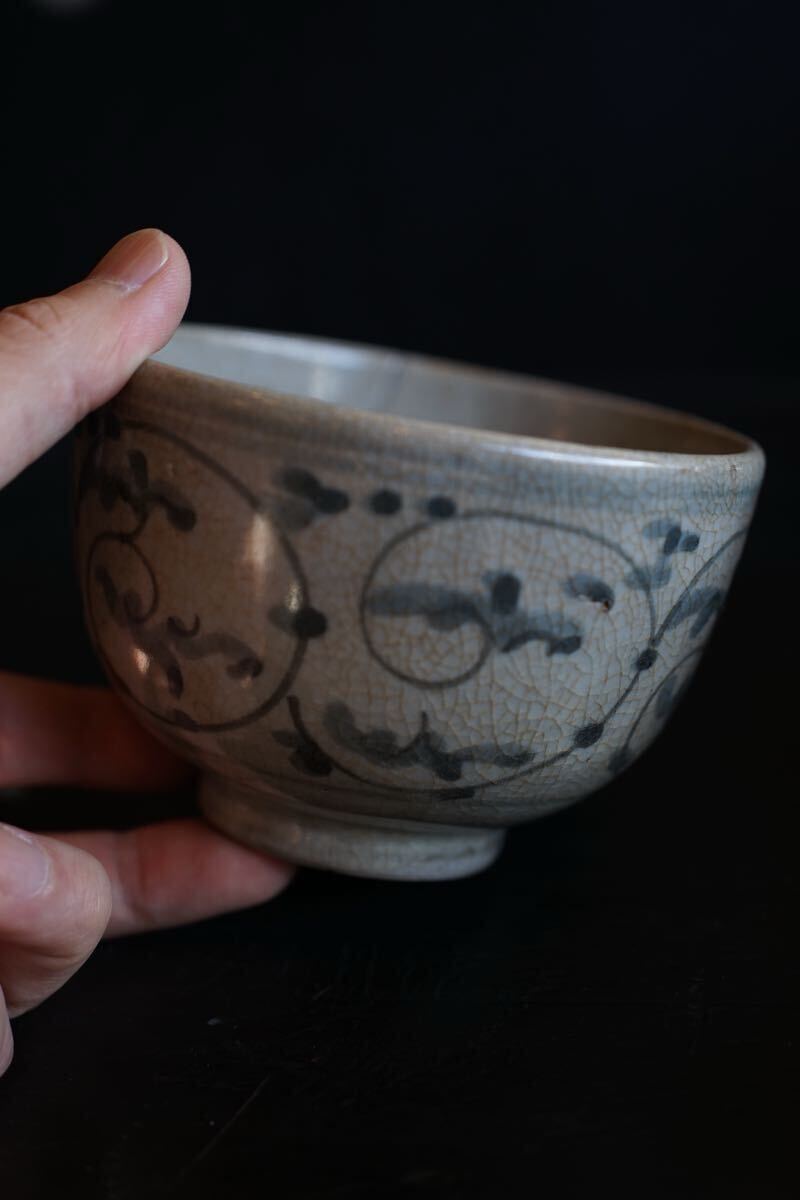 [ departure . специальный выпуск ] Edo средний период Karatsu серия дерево . обжиг в печи первый период Imari . называется . дерево . чашка чайная посуда departure . товар .. рука departure ...