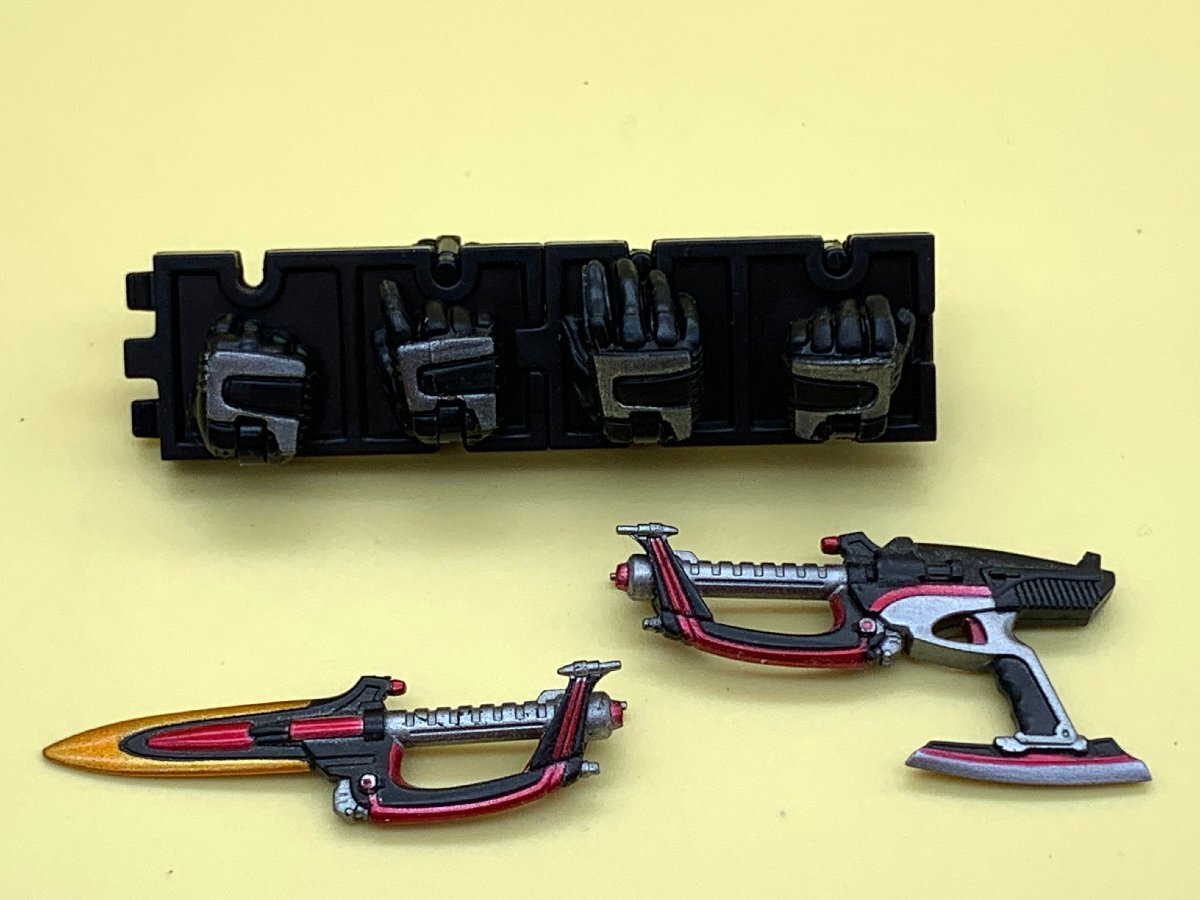 【中古品】BANDAI　仮面ライダーカブト　ライダーフォーム　S.H.Figuarts　真骨彫製法　フィギュア　バンダイ（11925112018845HD）_画像4