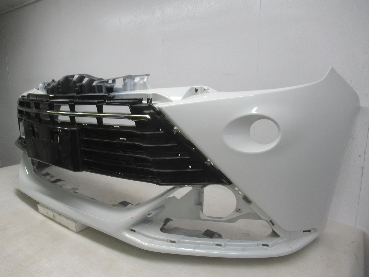 K.116692◇NHP10【前期】アクア G's 純正 フロントバンパー 52119-52470◇L-45_画像3