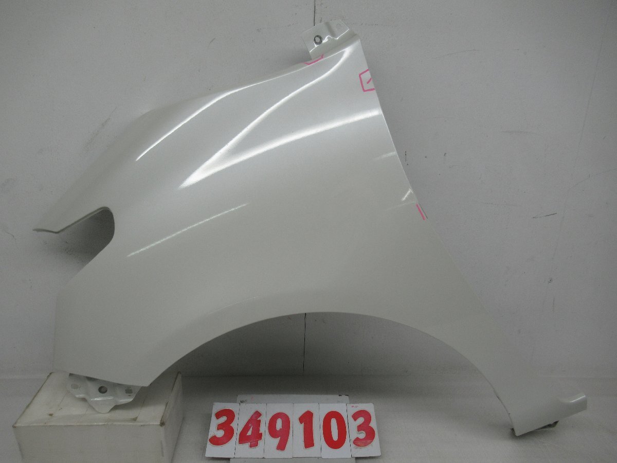 K.349103◇NSP170G/NCP175G/NHP170G シエンタ ハイブリッド 純正 左フェンダー 53812-52480◇2F-15下_画像1