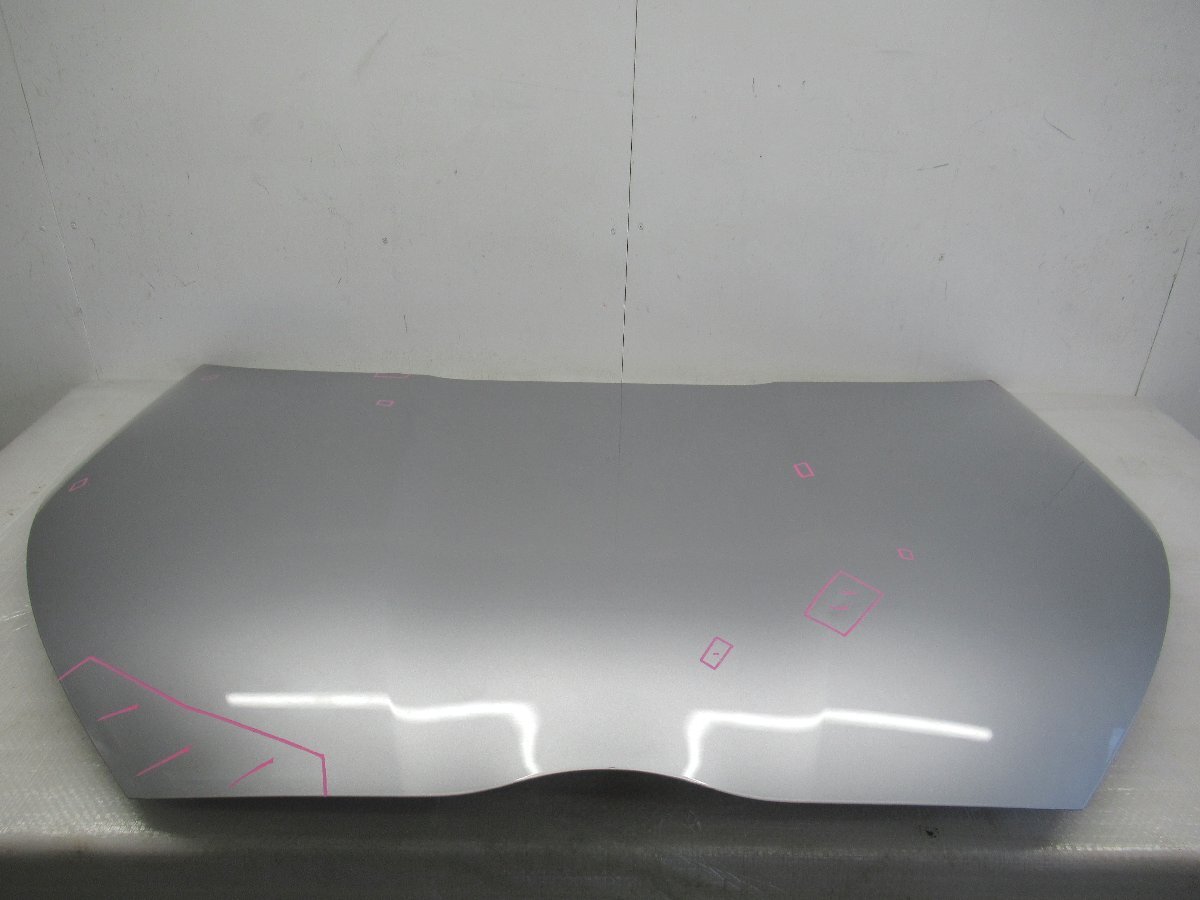 K.350216◇KSP210/MXPH10/MXPH15/MXPA10/MXPA15 ヤリス ハイブリッド 純正 ボンネット/フードパネル 53301-K0010◇1B-2_画像9