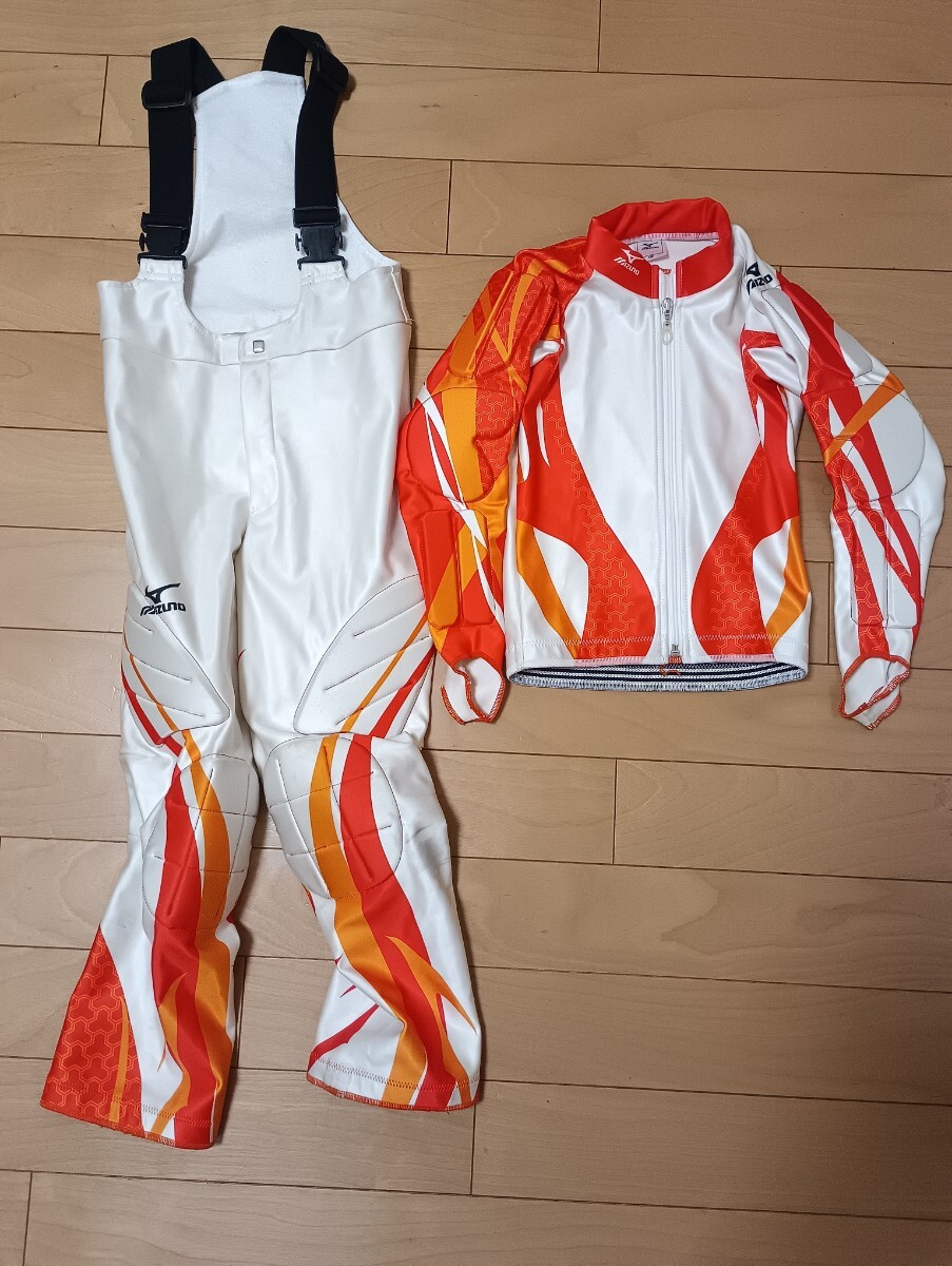 レア！MIZUNOミズノ アルペンスキーレーシング2ピース キッズ130サイズ 上下セット_画像1