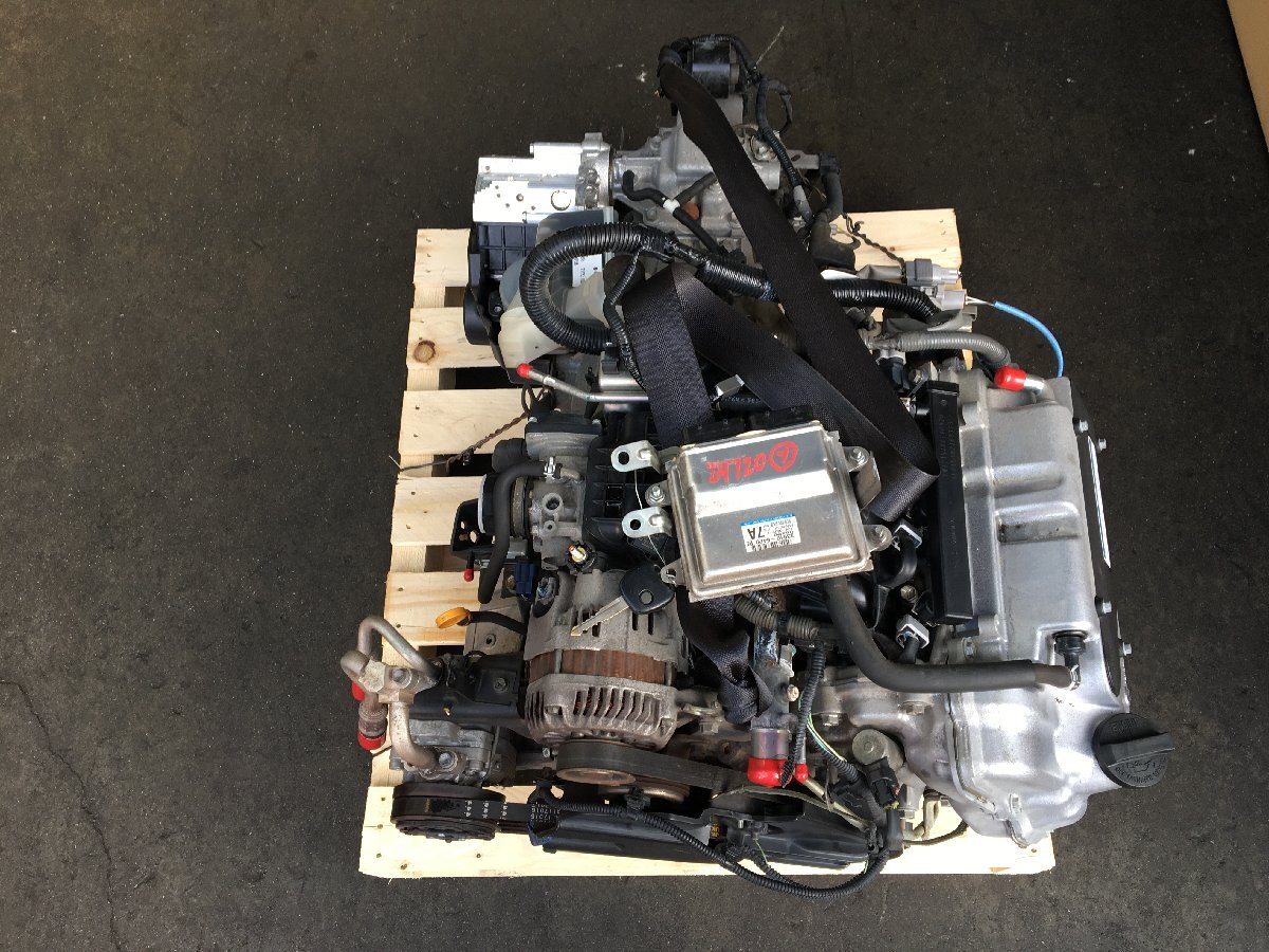 エブリィ　HBD-DA17V　R06A　エンジン　ミッション　ECU付　ジャンク品24720.2-12-1_画像1