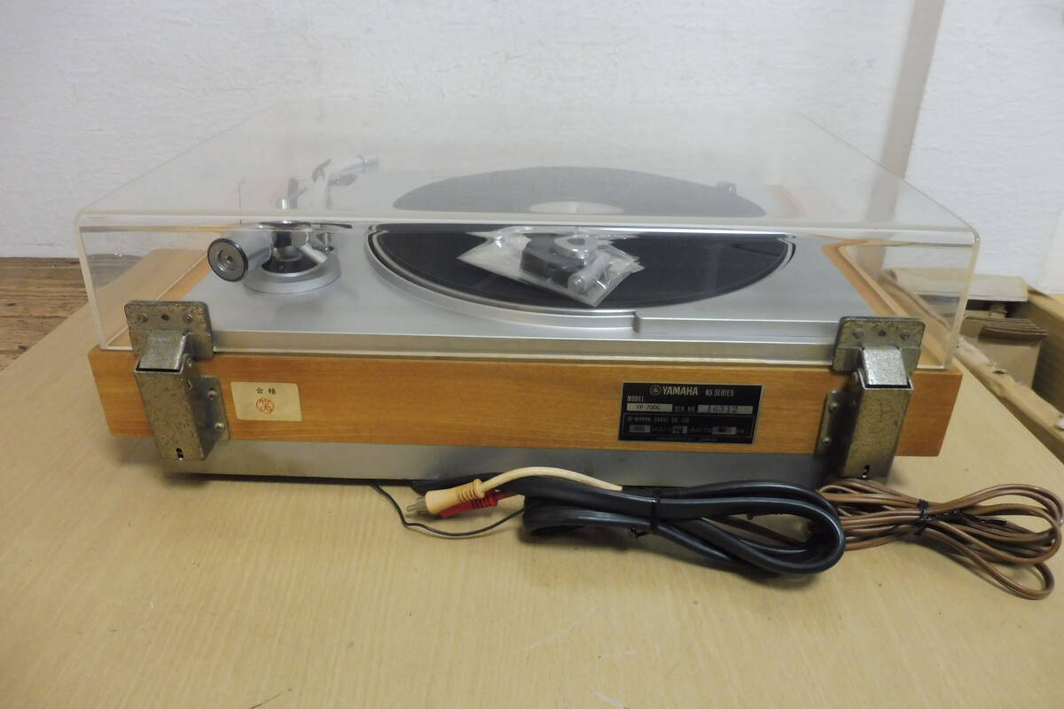 「T3C」YAMAHA ヤマハ YP-700C レコードプレーヤー ターンテーブル オーディオ機器 回転確認済み 中古品 現状品 _画像8