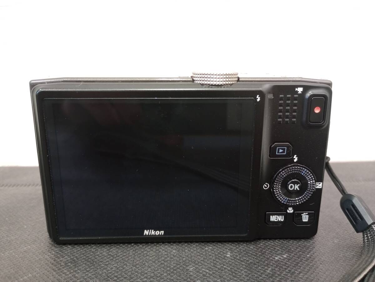 Nikon Nikon COOLPIX Coolpix S8200 цифровая камера цифровая камера рабочее состояние подтверждено с зарядным устройством .