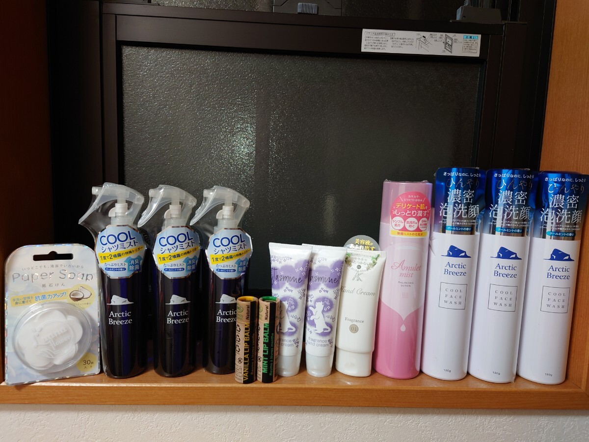 スキンケアまとめて 化粧水 ハンドクリーム 泡洗顔 韓国コスメ セラム まとめて 大量 福袋_画像2