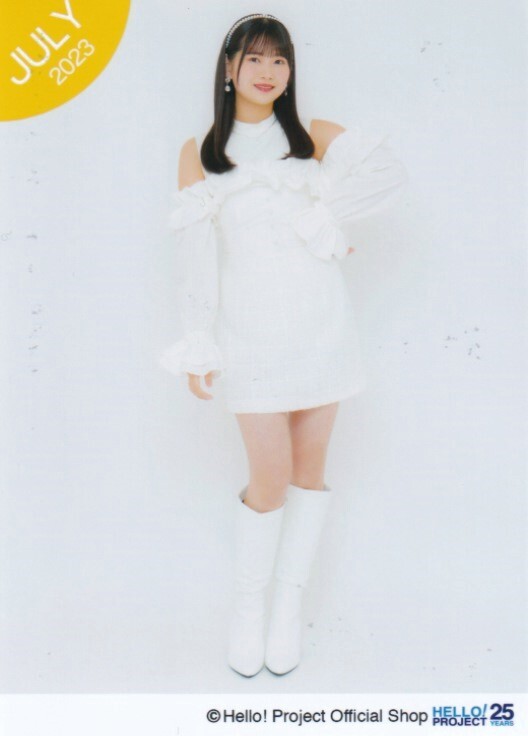 岡村ほまれ 生写真『2023 JULY』_画像1