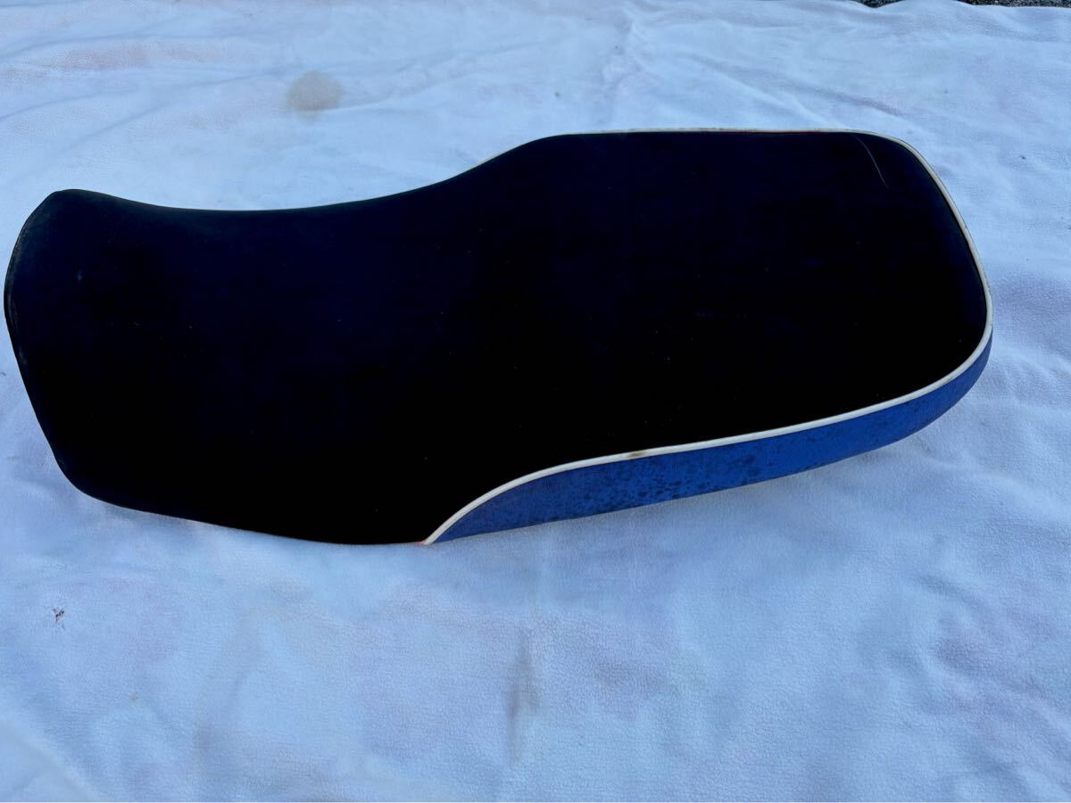  Honda сиденье HONDA cb1300sf sc40 Anne ko вытащенный порвана обивка сиденья . нет CB1300SF SC40 custom сиденье 