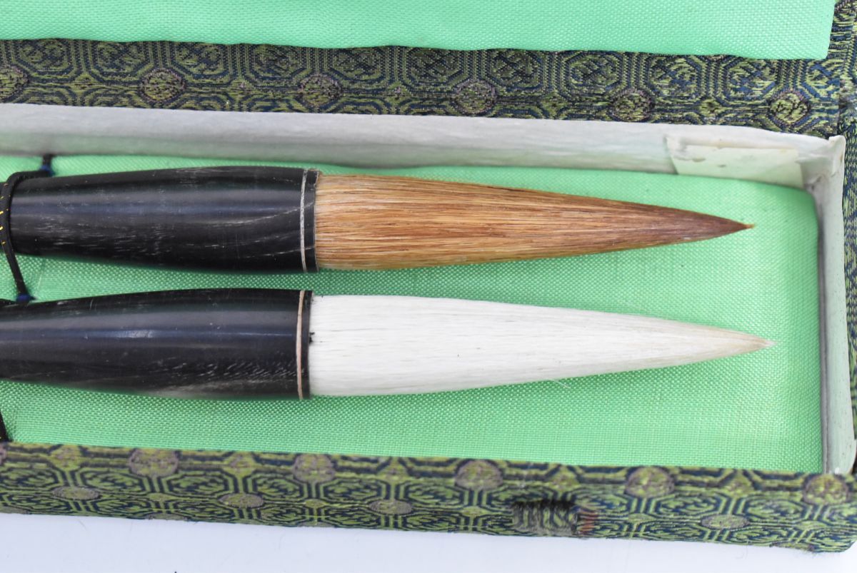 (1293S 1126M13) 1円~ 未使用 中華湖筆 2本セット 環球信徳 金杯対筆 書道具 古筆 書道家 文具 中国 現状品_画像2