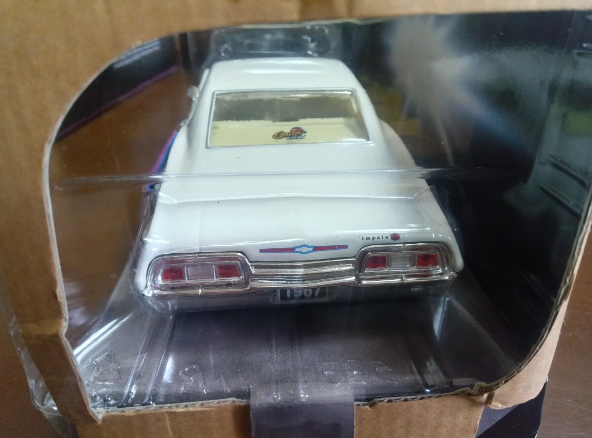 ★★1/24 JADA ストリートロー インパラ クーペ 1967 CHEVOLET IMPALA STREET LOW ローライダー LOW RIDER ホワイト WHITE★★_画像3
