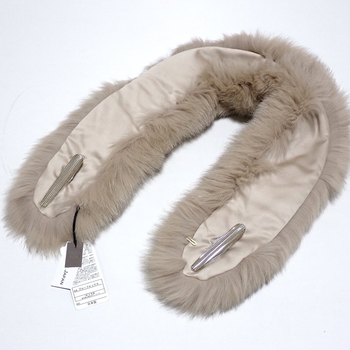 【未使用 タグ付き】日本製 SAGA FOX サガフォックス ブルーフォックス リアルファー マフラー 大津屋 襟巻き 毛皮 ストール_画像5