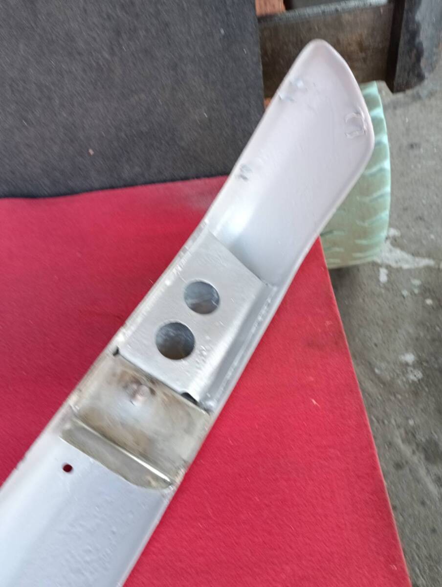 箱スカ前期型セダン　リヤバンパー中古品_画像3