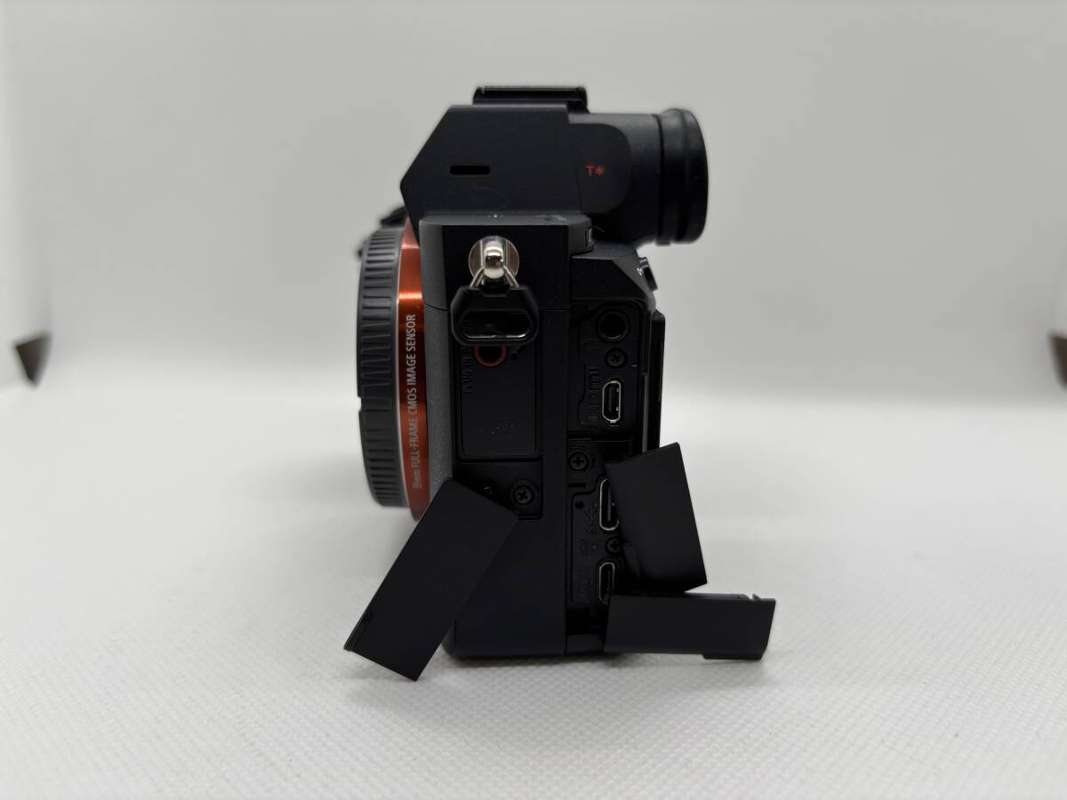 【新品同様 使用回数わずか2回】SONY α7 III ボディ ILCE-7M3 ズームレンズキット(シャッター数1341枚) _画像5