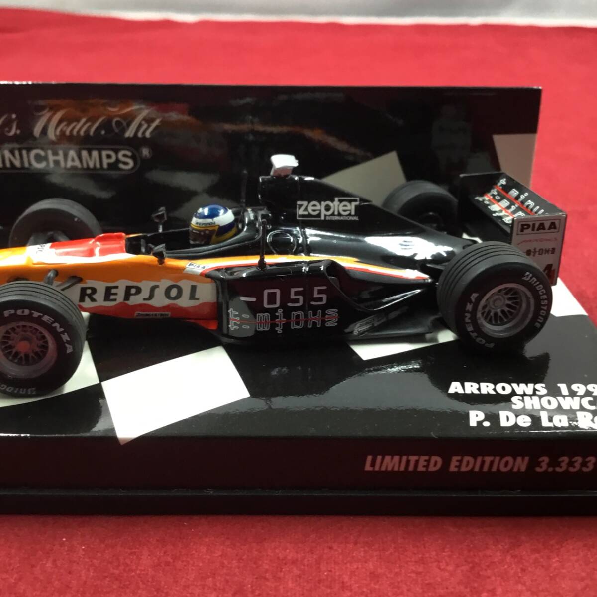 MINICHAMPS Minichamps Arrows 1999 шоу ковровое покрытие doro*te*la*rosa Limited Edition 1/43