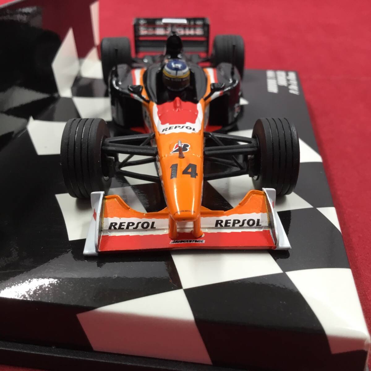 MINICHAMPS Minichamps Arrows 1999 шоу ковровое покрытие doro*te*la*rosa Limited Edition 1/43
