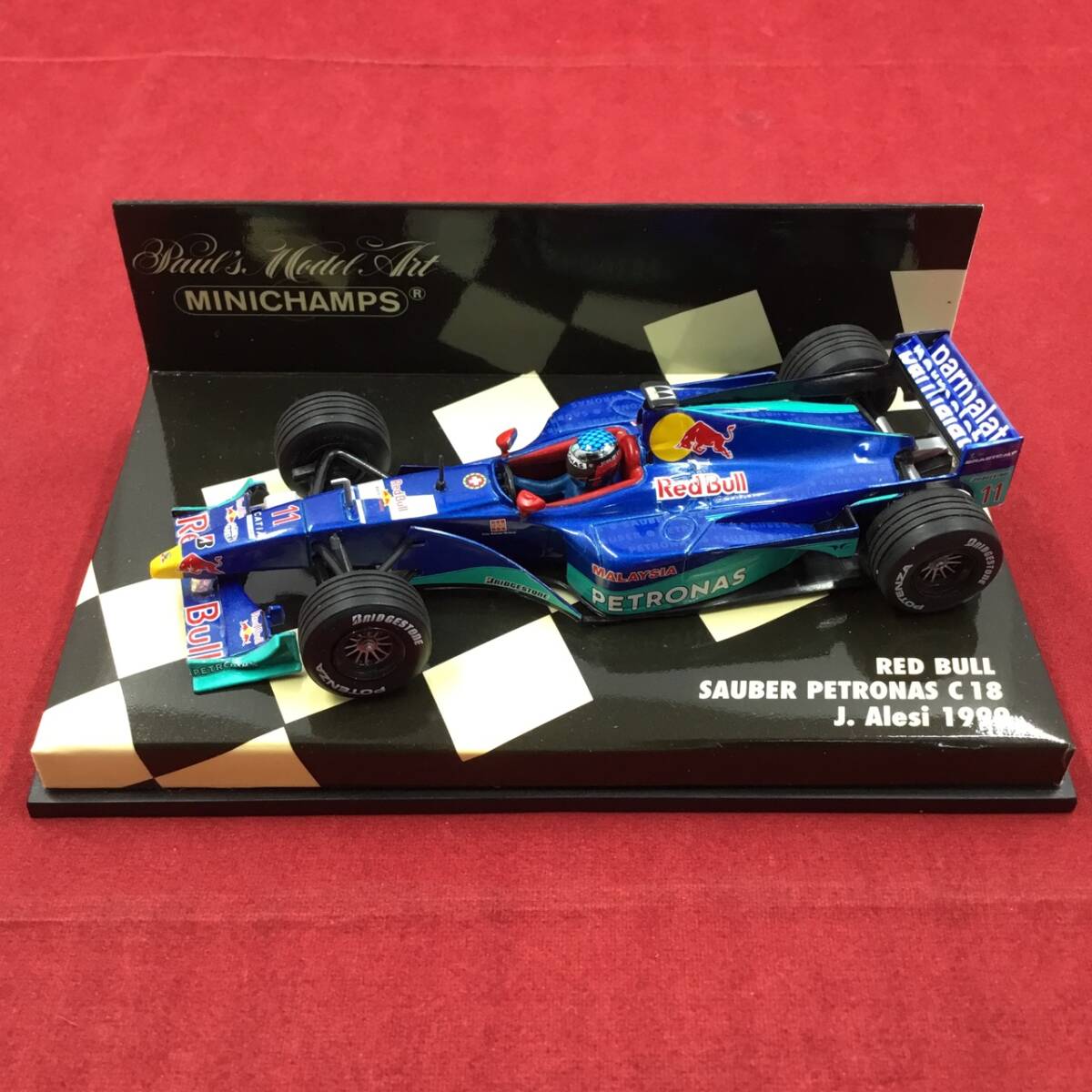 MINICHAMPS Minichamps Red Bull Zauber pe Toro nas Jean *areji Limited Edition 1/43