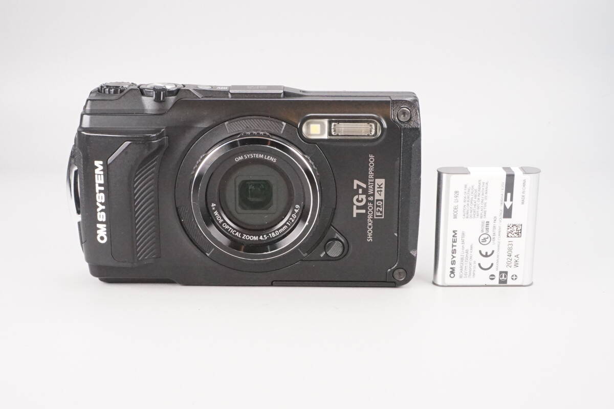 ★現状品 美品★ OLYMPUS オリンパス OM SYSTEM TG-7 ブラック コンパクトデジタルカメラ_画像1