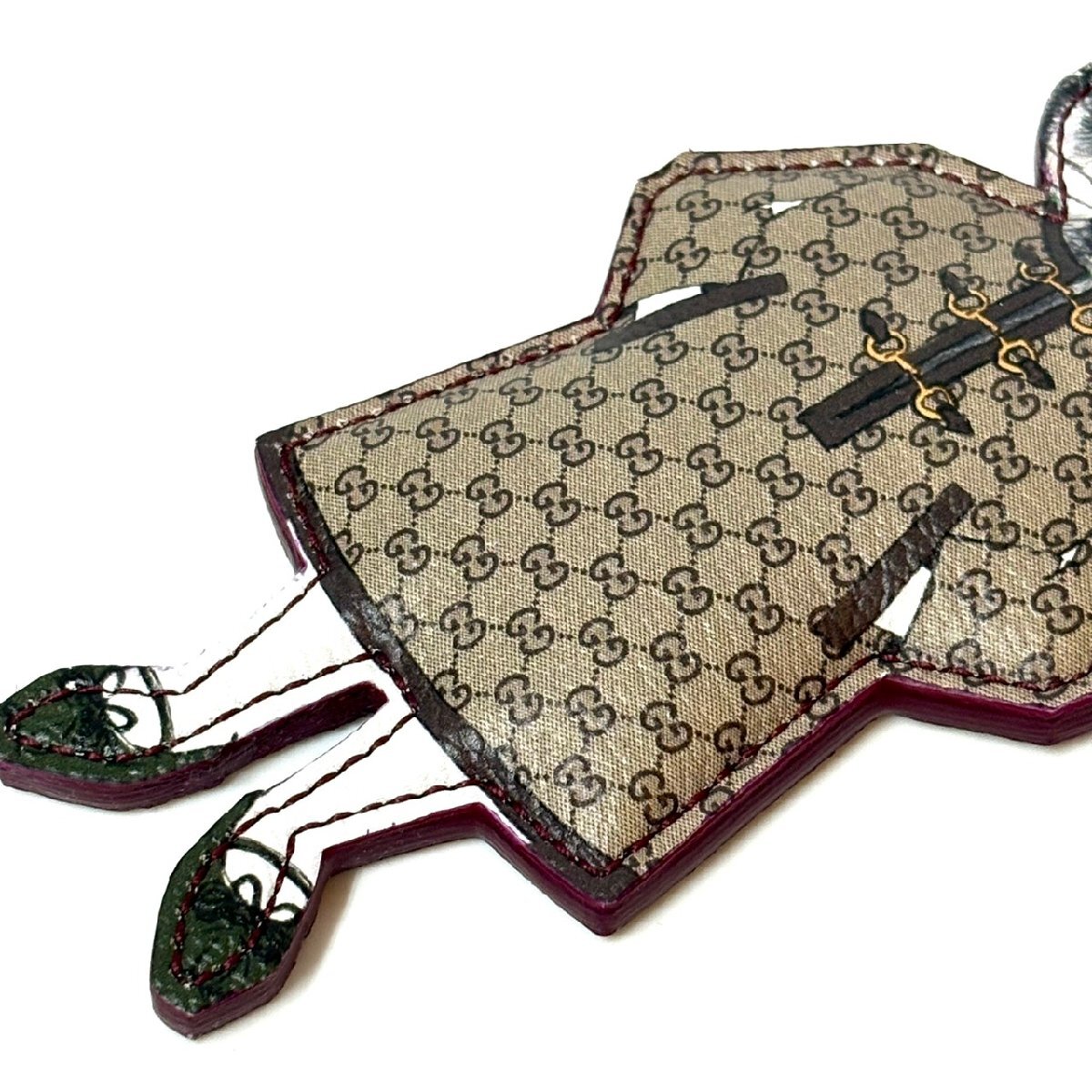 美品☆グッチGUCCI キーホルダー(チャーム) 猫チャーム レザー ベージュ×ダークブラウン×マルチ ボーちゃん/GG柄/ヒグチユウココラボ_画像4