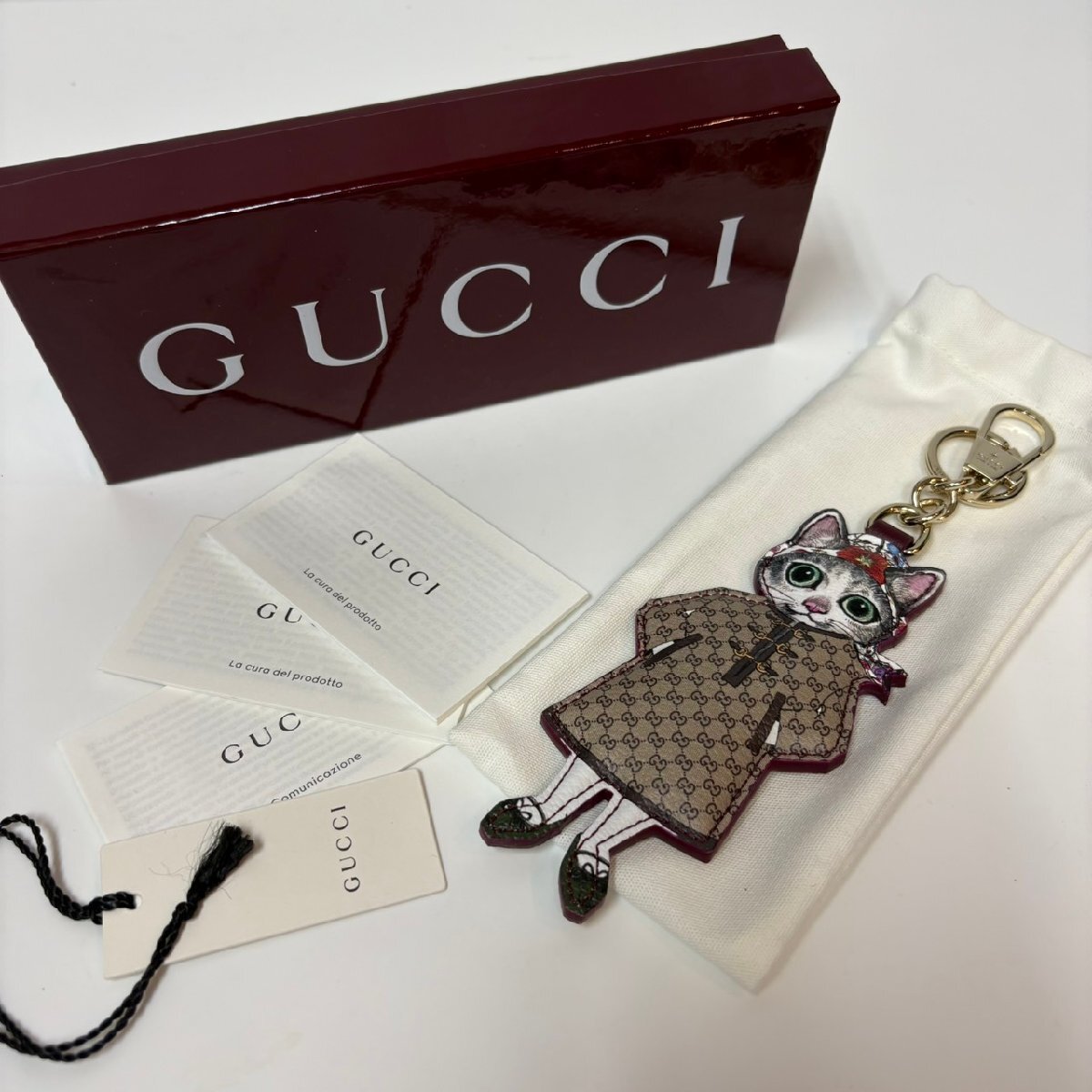 美品☆グッチGUCCI キーホルダー(チャーム) 猫チャーム レザー ベージュ×ダークブラウン×マルチ ボーちゃん/GG柄/ヒグチユウココラボ_画像1