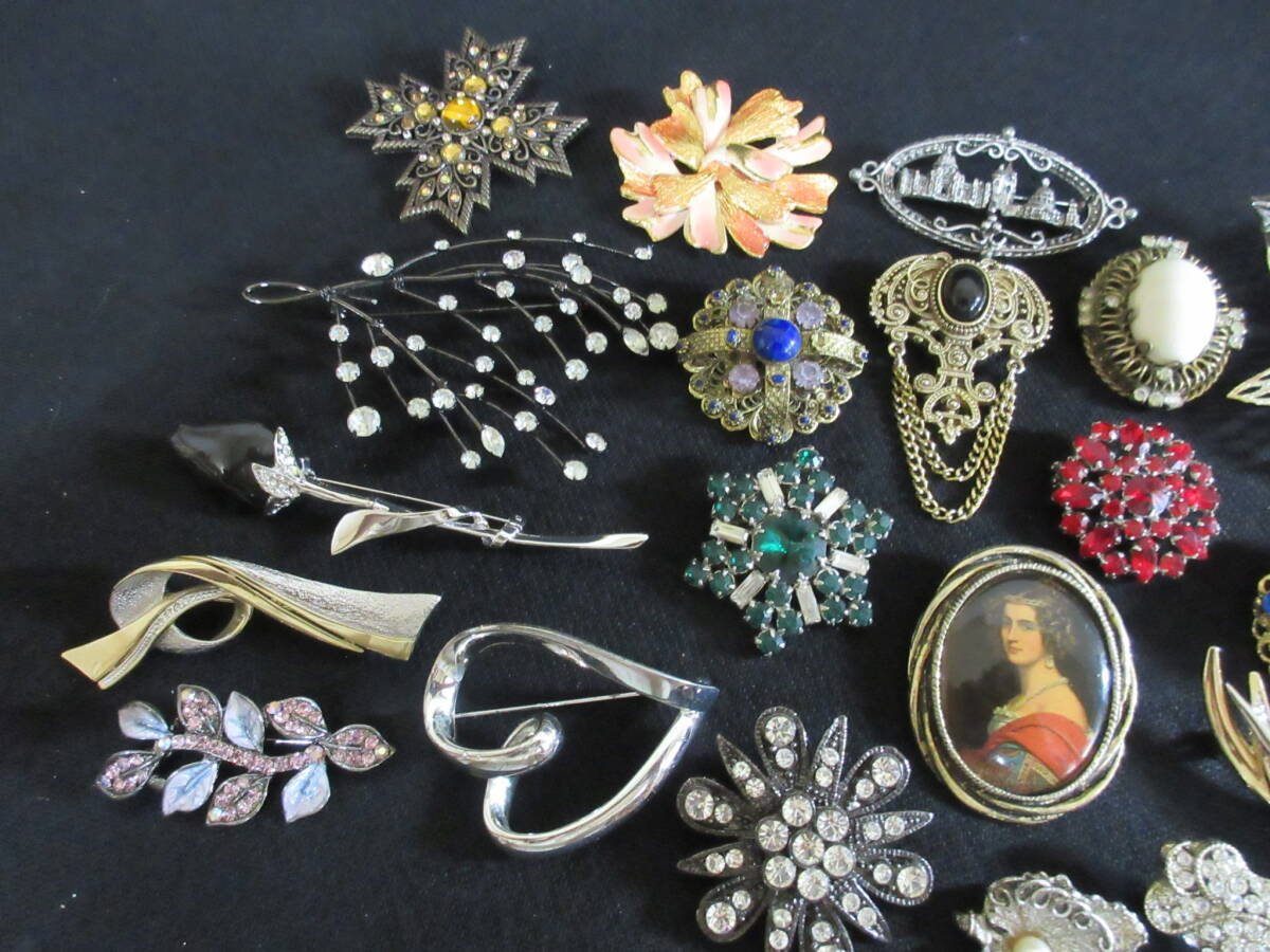 *100 иен ~[ много ] натуральный камень / цвет камень / жемчуг / стразы используя Gold × серебряный под старину дизайн различный брошь 20 позиций комплект *T-73