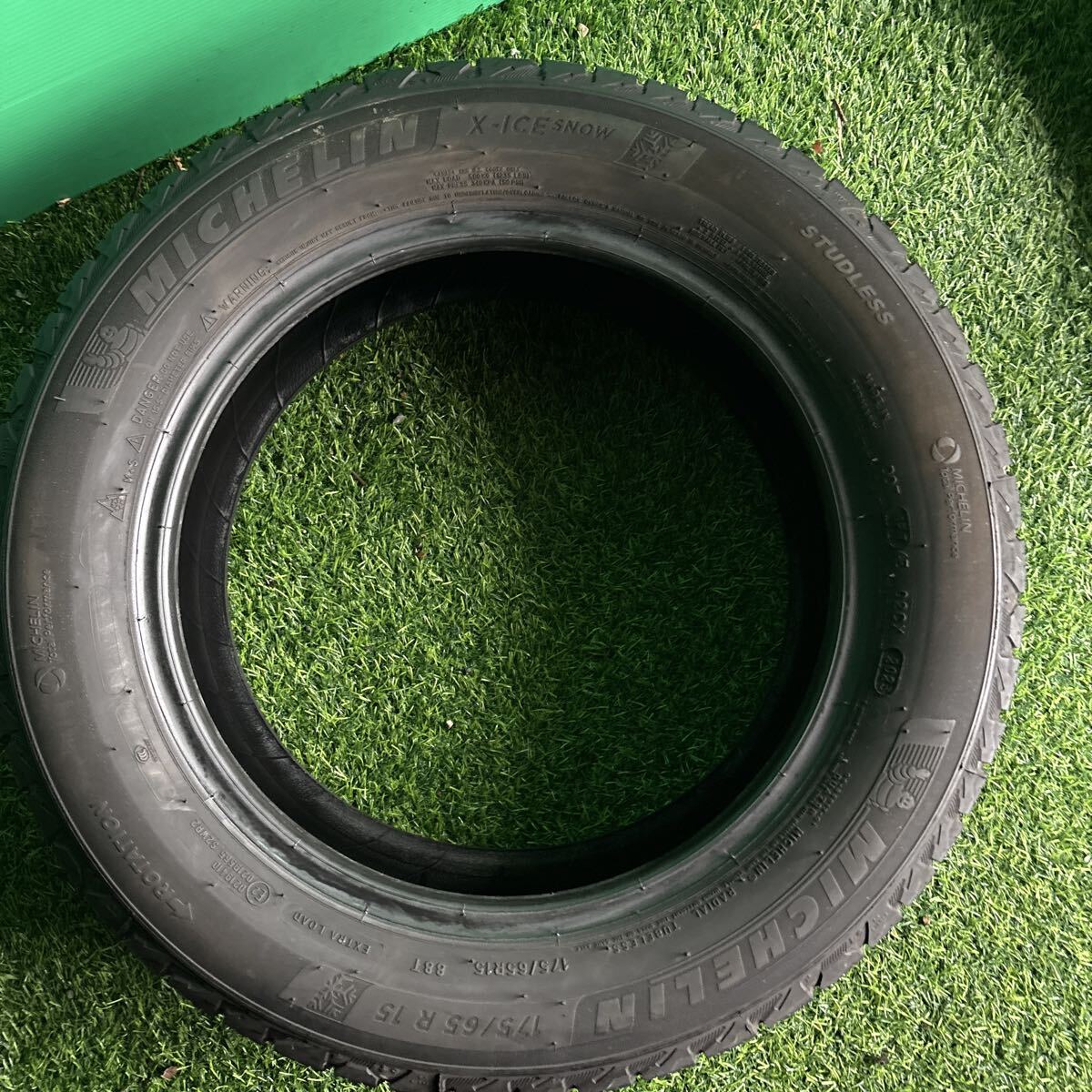 175/65R15／MICHELIN X-ICE SNOW／2023年製／2本／送料込みです！_画像9