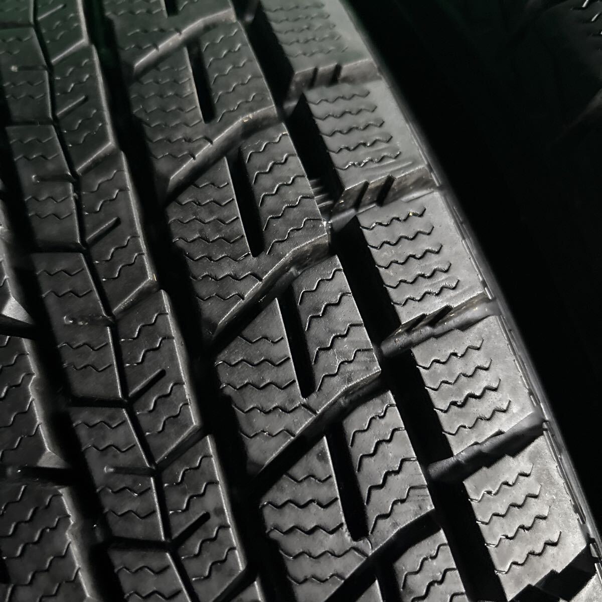 175/80R16|DUNLOP WINTER MAXX SJ8|2020 год производства | остаточный паз 9mm ранг | spew groove 4шт.@| бесплатная доставка.