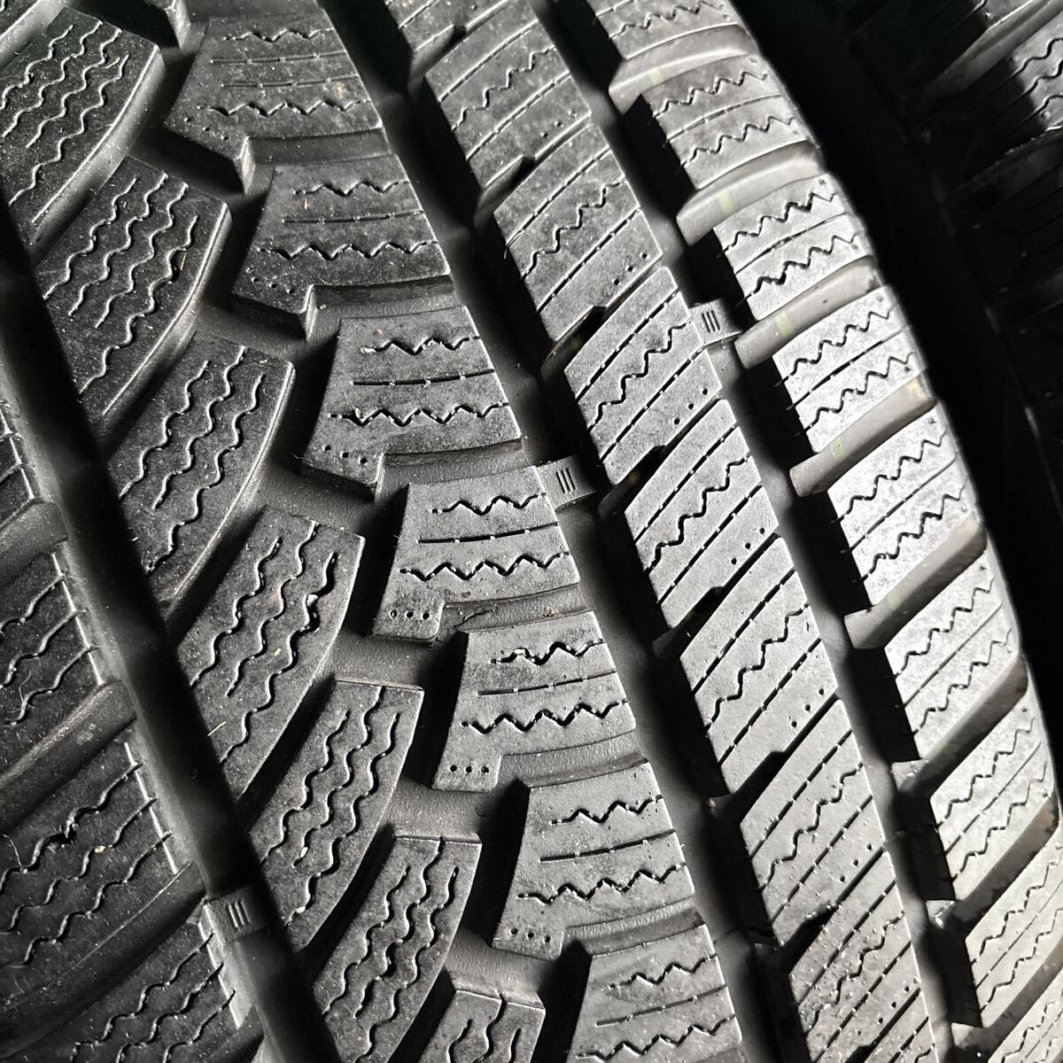 225/55R17/2022年製/HIFLY win-turi/送料無料/4本/残溝良好です!_画像7