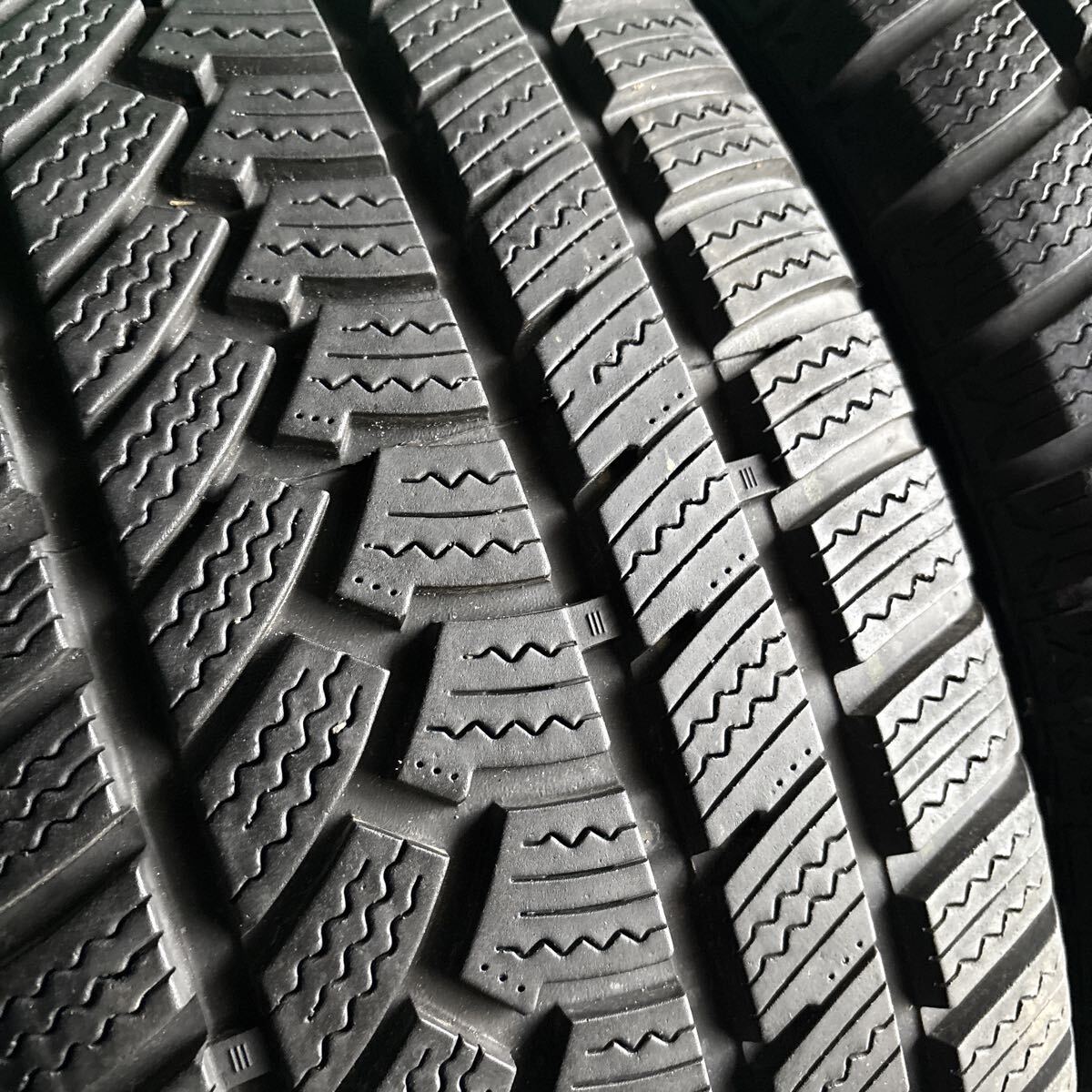 225/55R17/2022年製/HIFLY win-turi/送料無料/4本/残溝良好です!_画像8