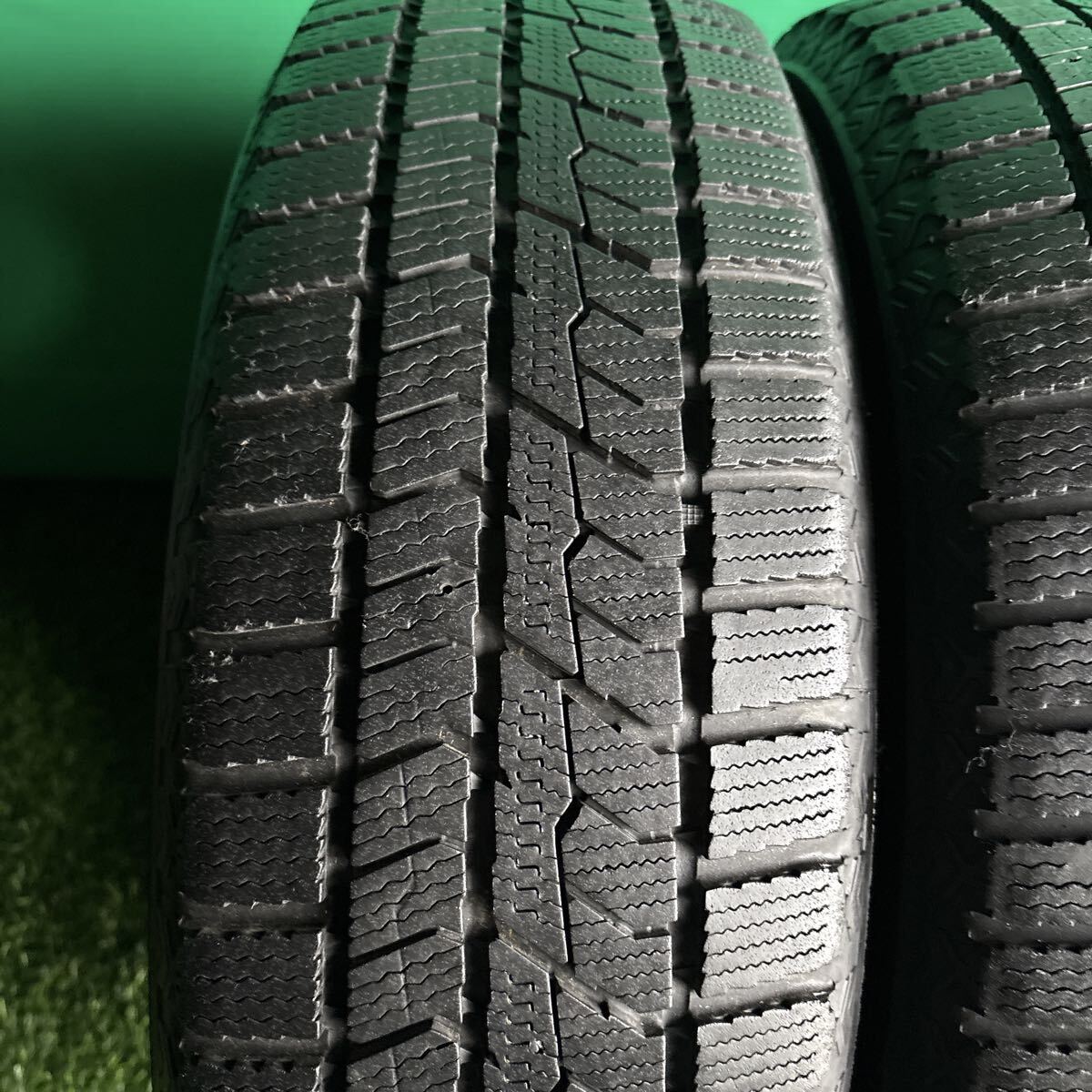 185/65R15／TOYOTIRES OBSERVE GIZ2／4本／8分やま位です／2022年製／送料無料です！_画像5