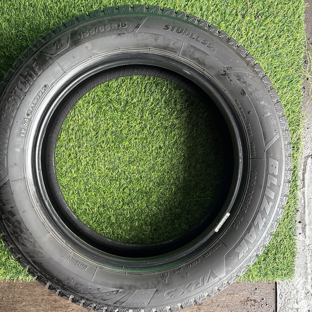 165/65R15/BRIDGESTONE BLIZZAK VRX3／4本／2022年製／送料無料です！_画像10