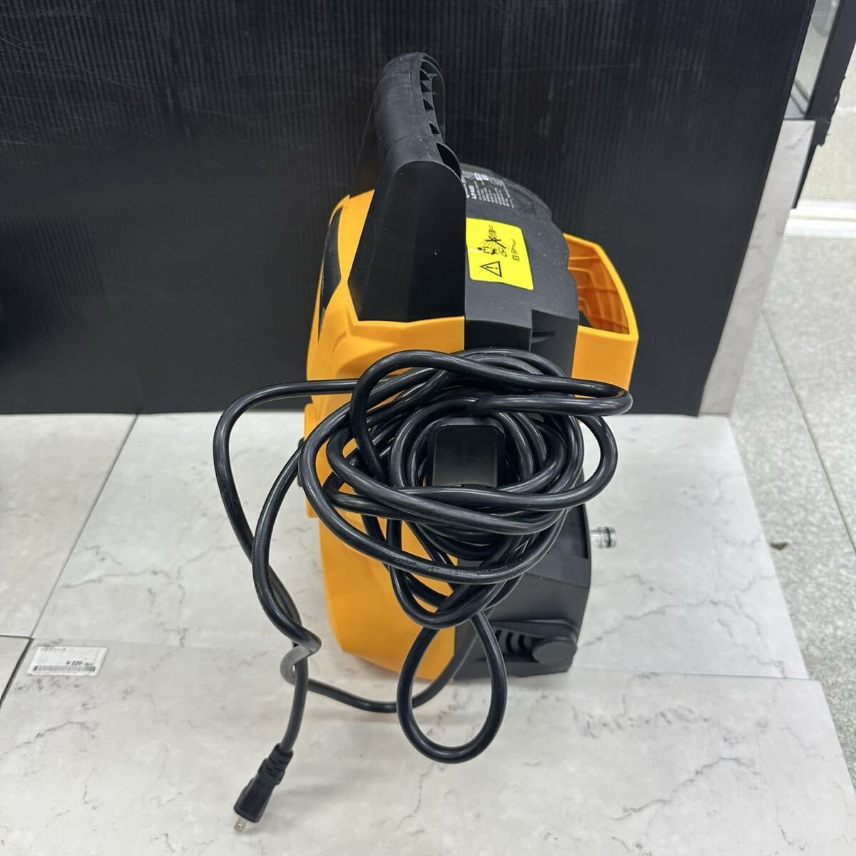 350【中古品】KYOCERA 京セラ 高圧洗浄機 AJP-1430SP 軽量・コンパクトボディ 延長高圧ホース付 イエロー_画像4