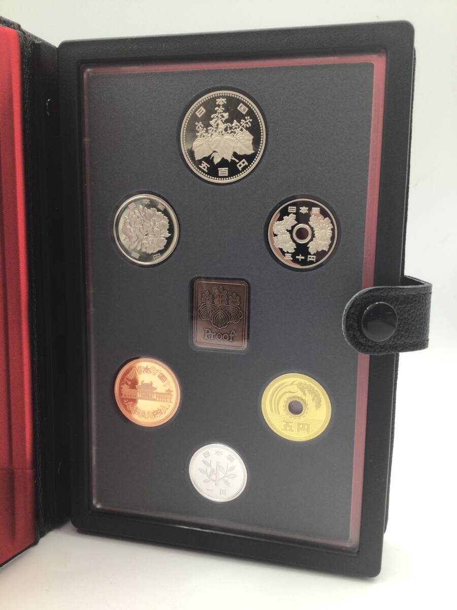 M5462　1992年 Mint Bereau Japan プルーフ 貨幣セット 年銘板 平成4年 大蔵省 造幣局 額面666円_画像2